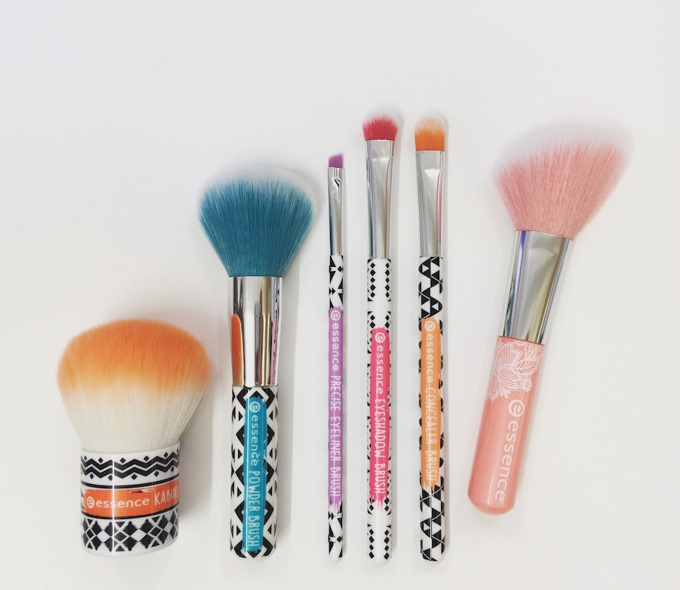 essence makeup brush collection
