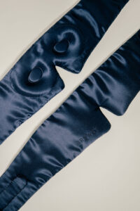 Drowsy Eyelash Protecting Silk Sleep Mask in Navy