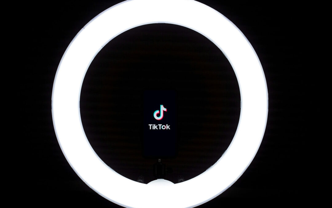 How Do TikTok Trends Influence Beauty PR?